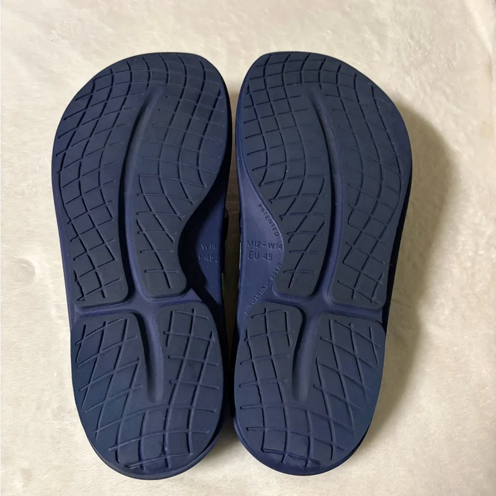 Oofos Unisex‎ Navy Flip Flops Shoes Sz M12 -W14